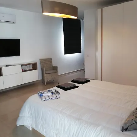25 Montagut